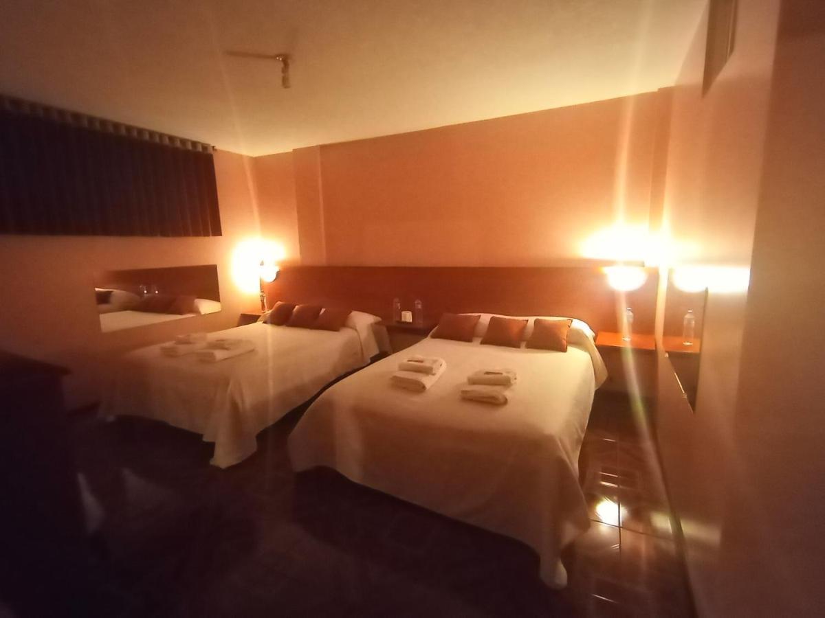 Hostal Sauna Water Palace Quito Buitenkant foto