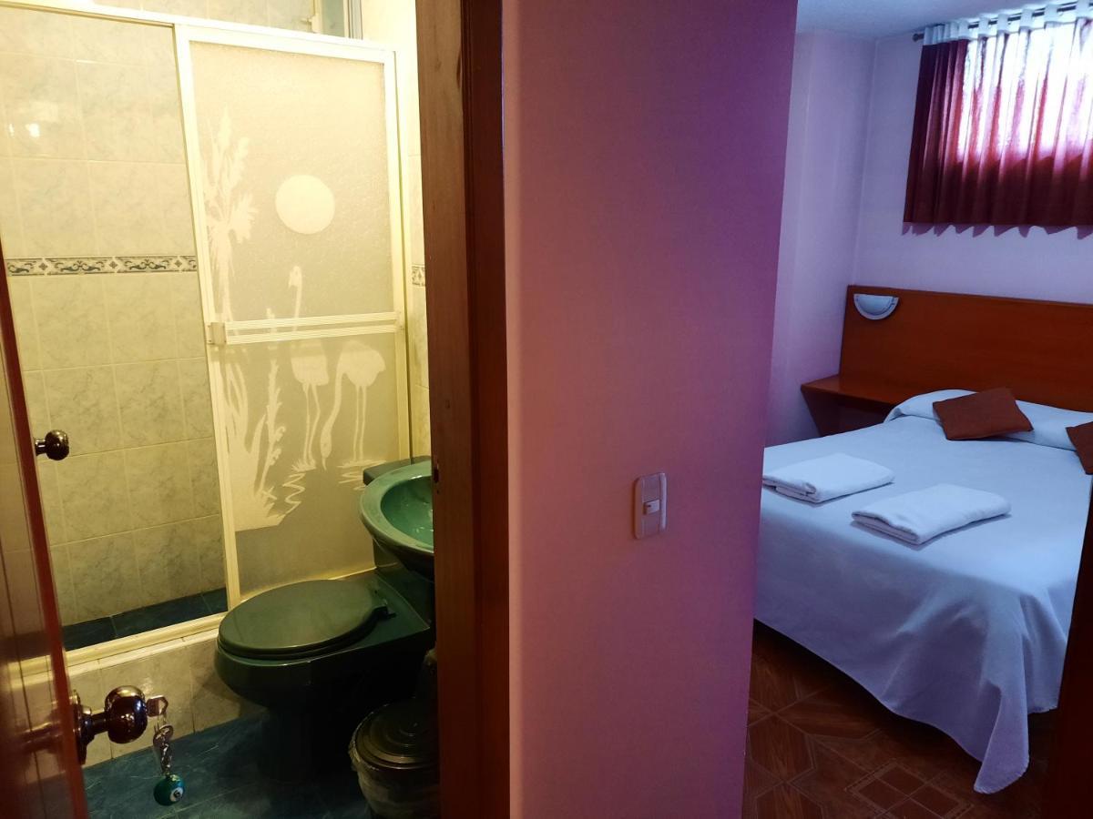 Hostal Sauna Water Palace Quito Buitenkant foto